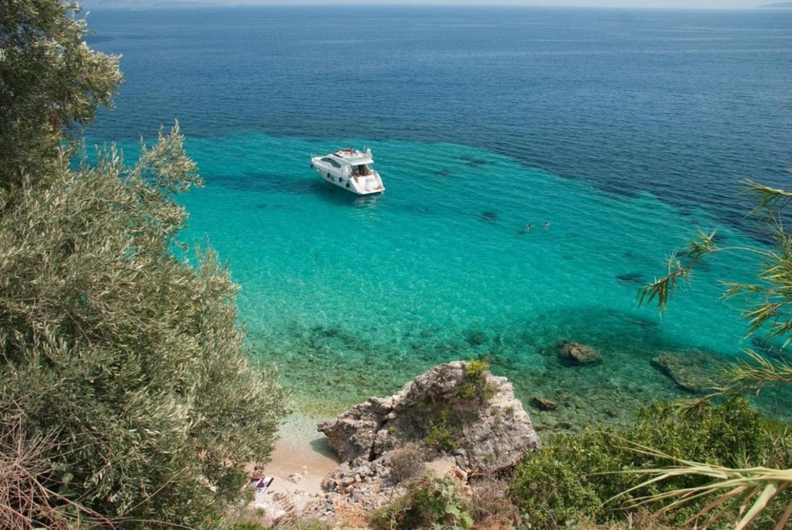 Villa Golden Tiara Agioi Deka  Dış mekan fotoğraf
