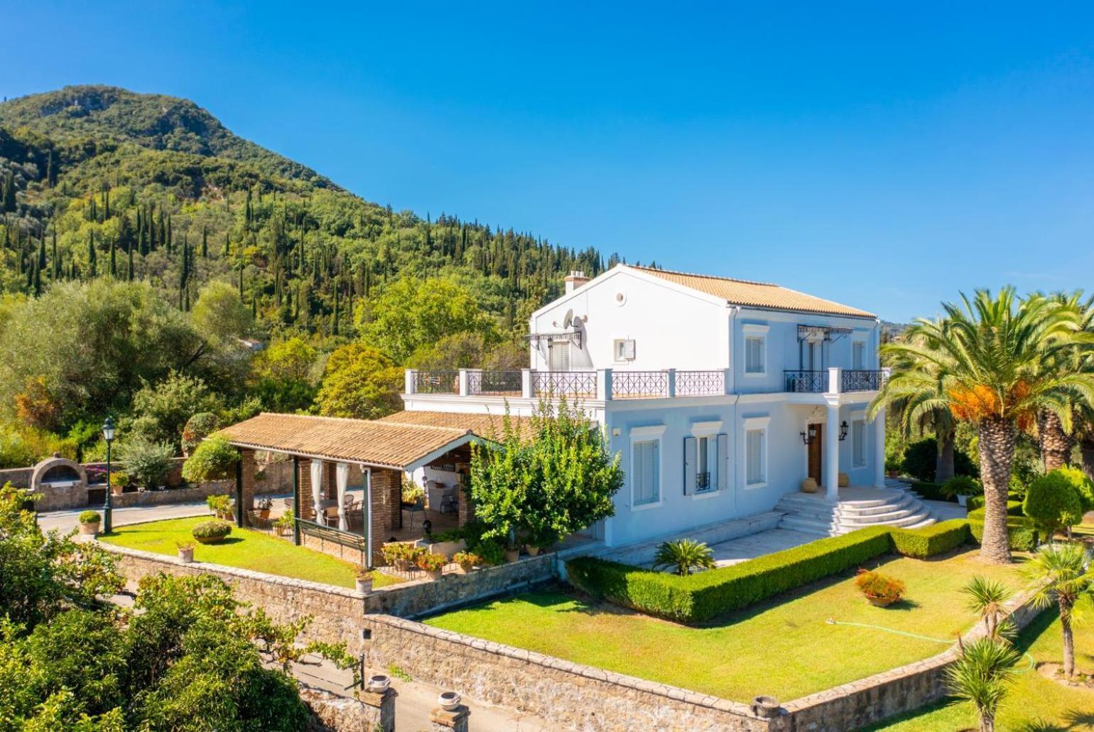 Villa Golden Tiara Agioi Deka  Dış mekan fotoğraf