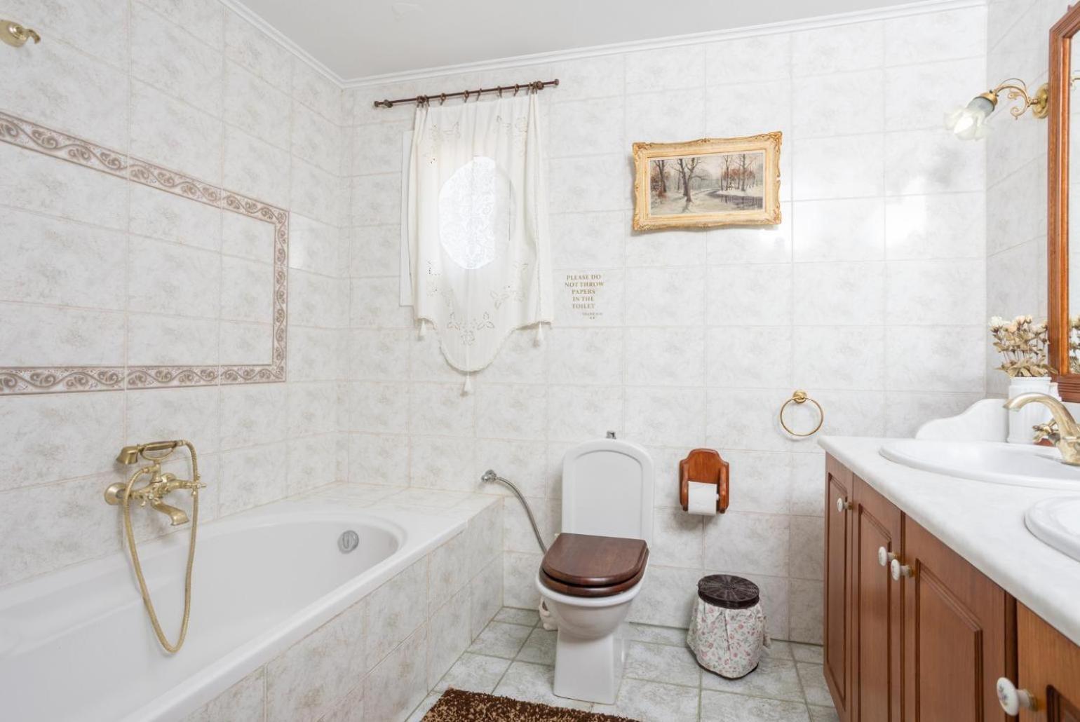Villa Golden Tiara Agioi Deka  Dış mekan fotoğraf