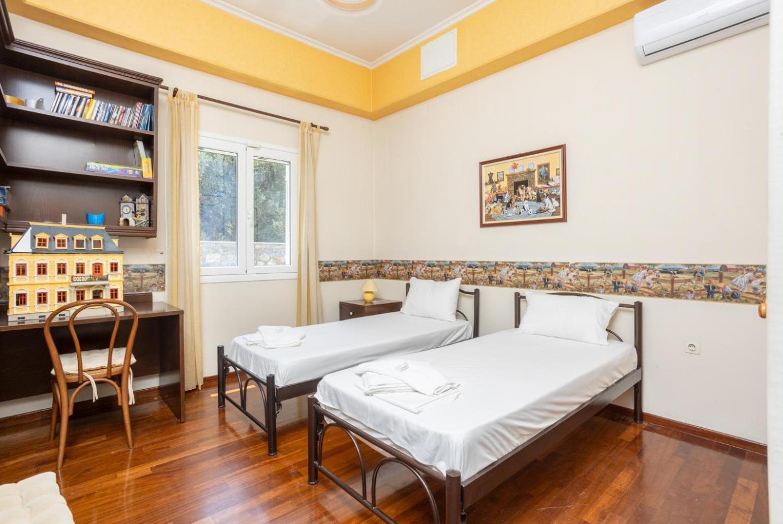 Villa Golden Tiara Agioi Deka  Dış mekan fotoğraf